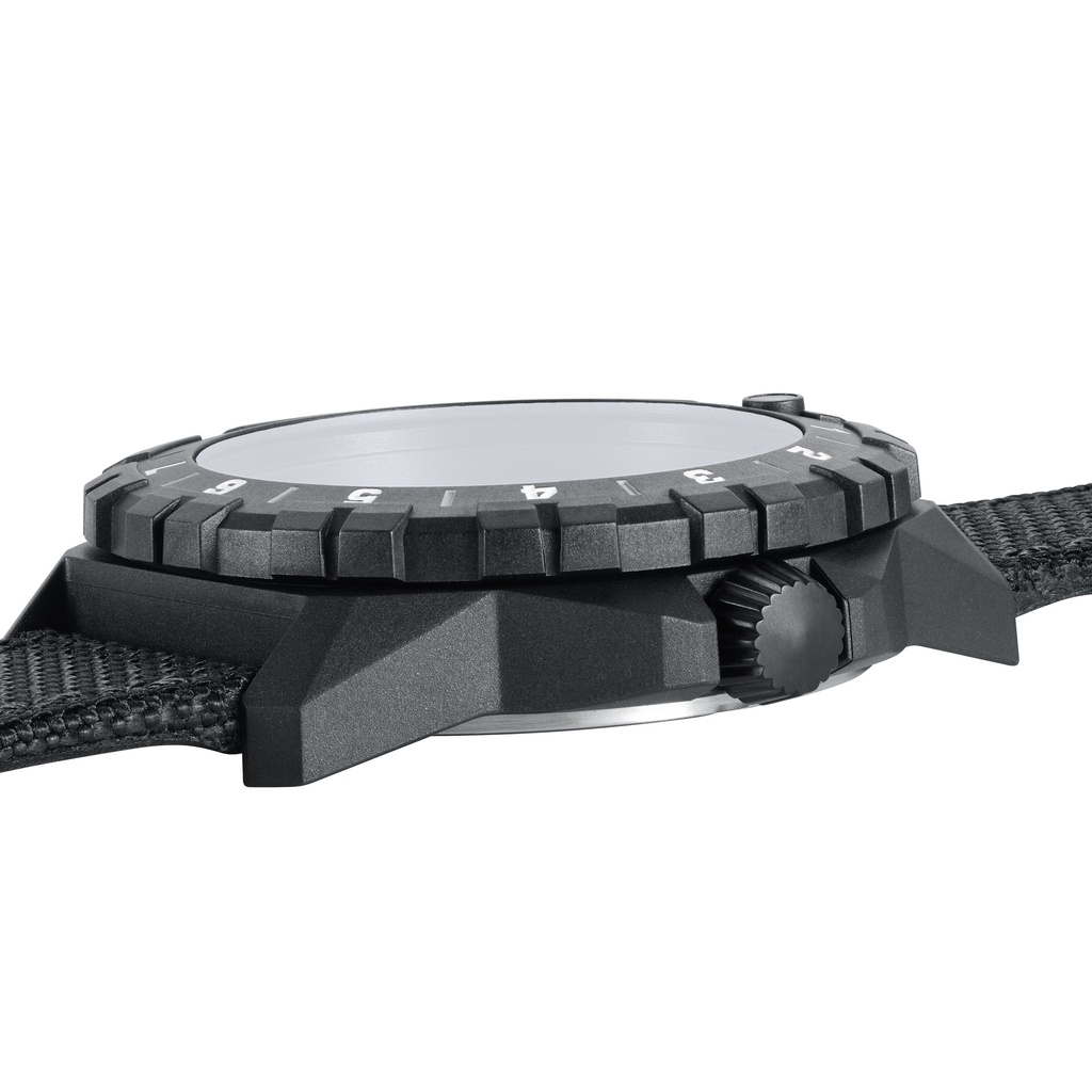 LUMINOX NIGHTHAWK ™ x Skunk Works ® – Bild 5