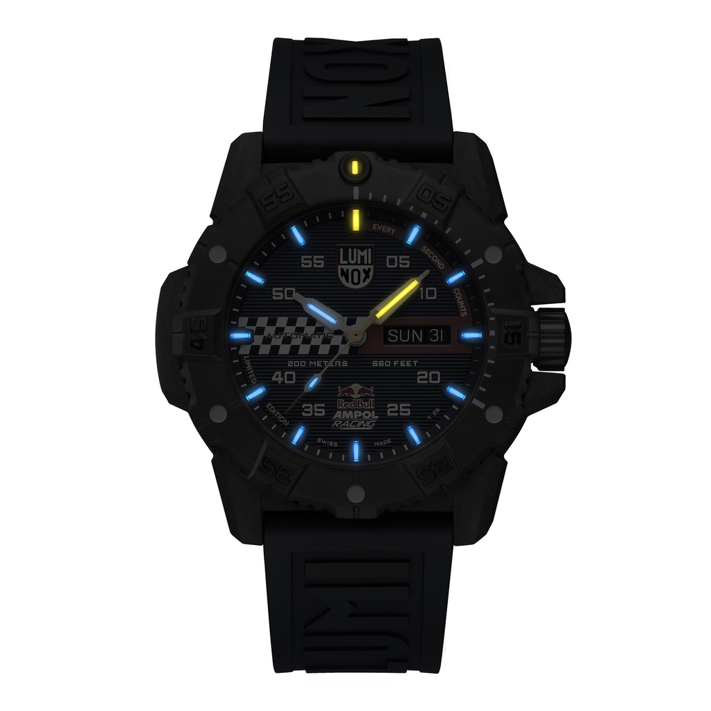 LUMINOX MASTER CARBON RED BULL RACING LIMITED EDITION – Bild 2